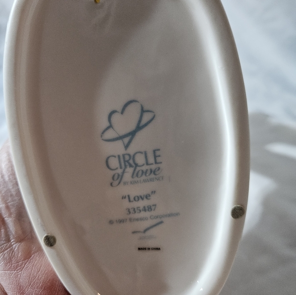 Enesco Circle of Love - Picture 4 of 4